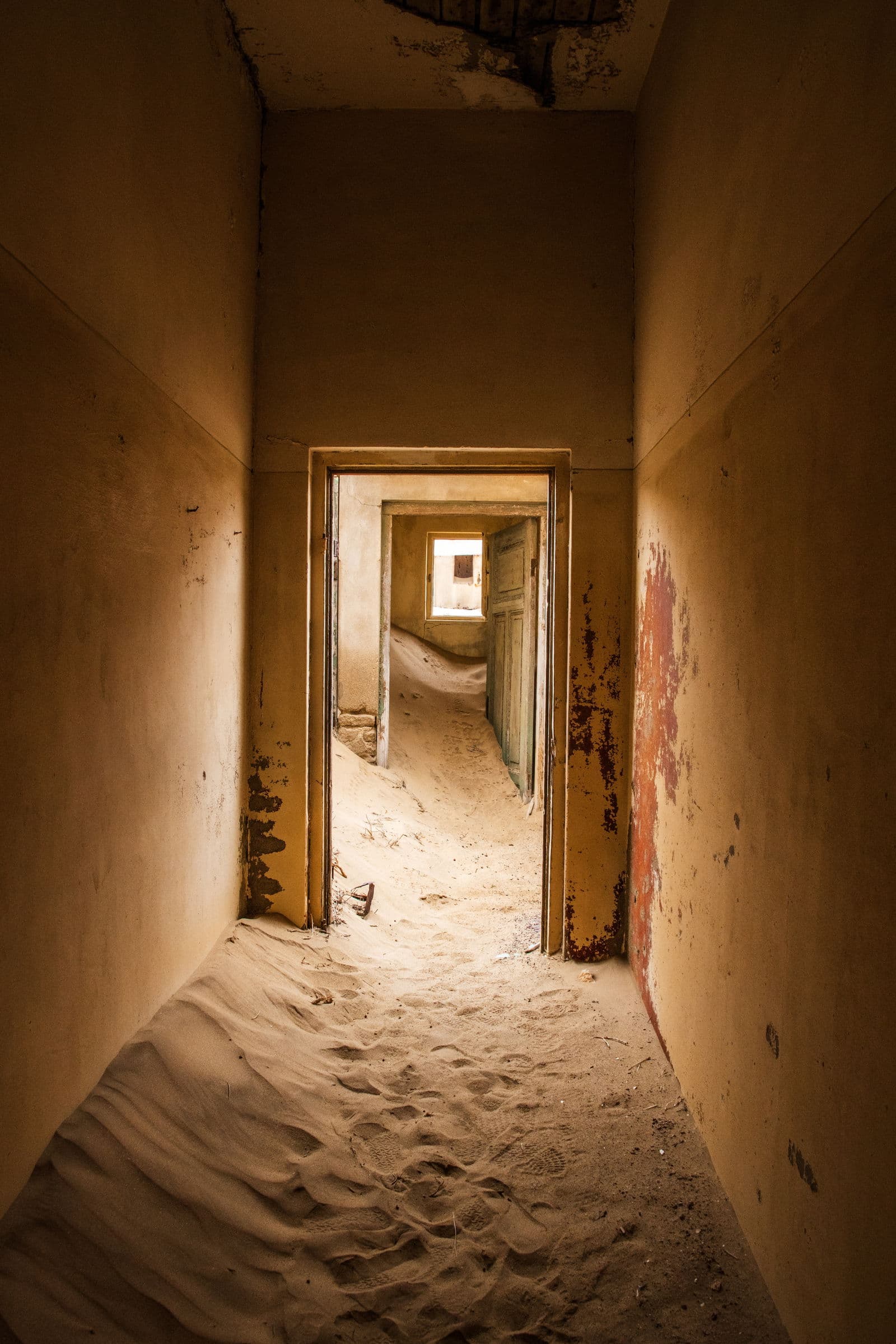 Kolmanskop Ghost Town